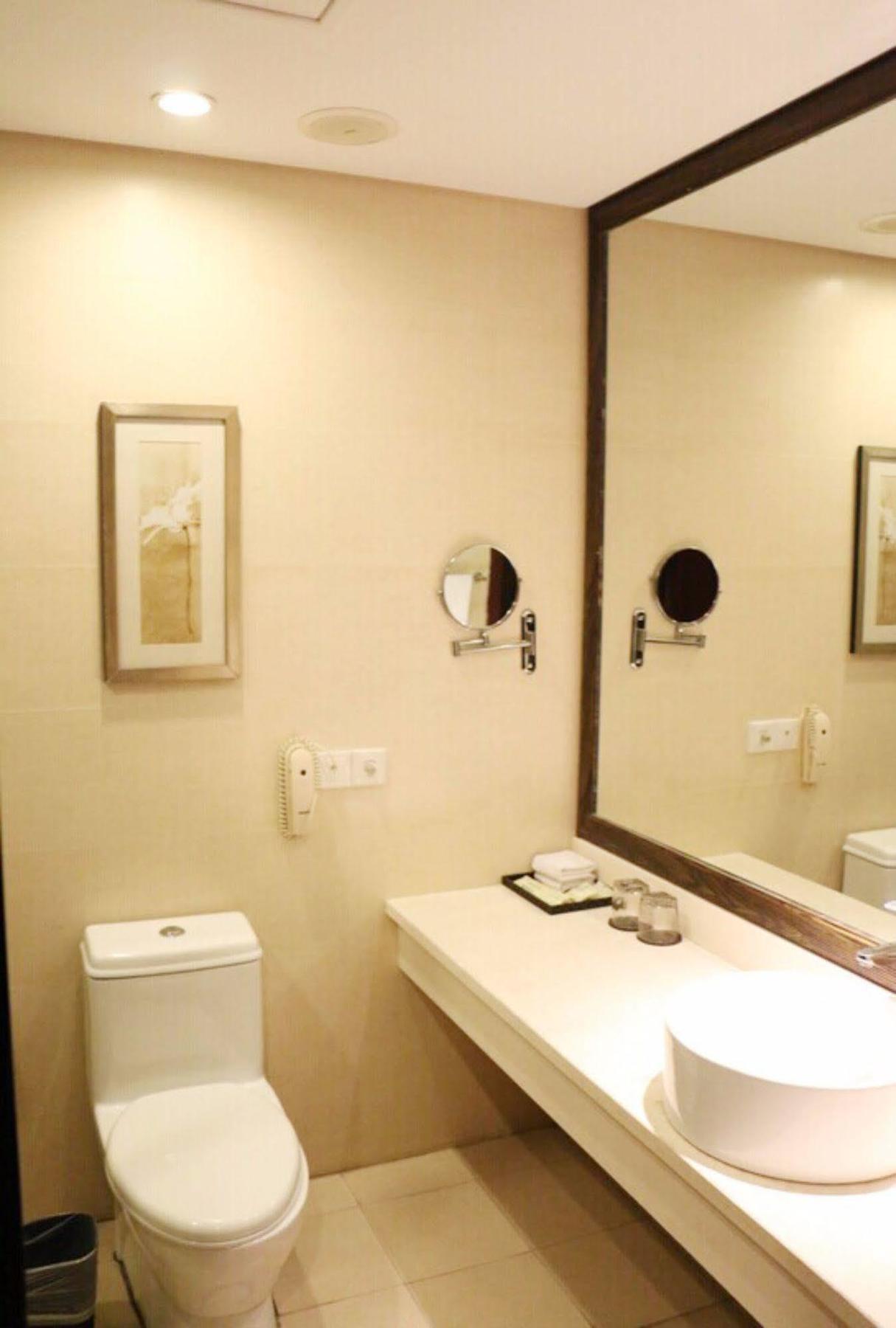 Sisuo Seaview Hotel Sanya Extérieur photo